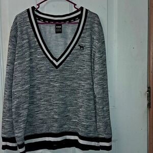 Pink VS Gray Marble V Neck Woman's Large Pullover Sweater. 2015